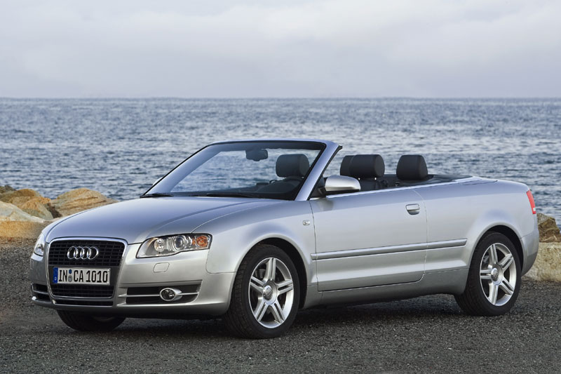 10-GDS-9 kentekencheck – Audi A4 Cabriolet uit 2006 | WielWeet 3 Audi A4 Cabriolet 10-GDS-9