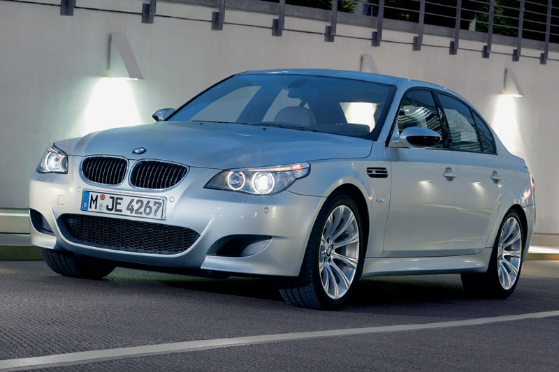 ZD-251-V kentekencheck – BMW M5 uit 2006 | WielWeet 3 BMW M5 ZD-251-V
