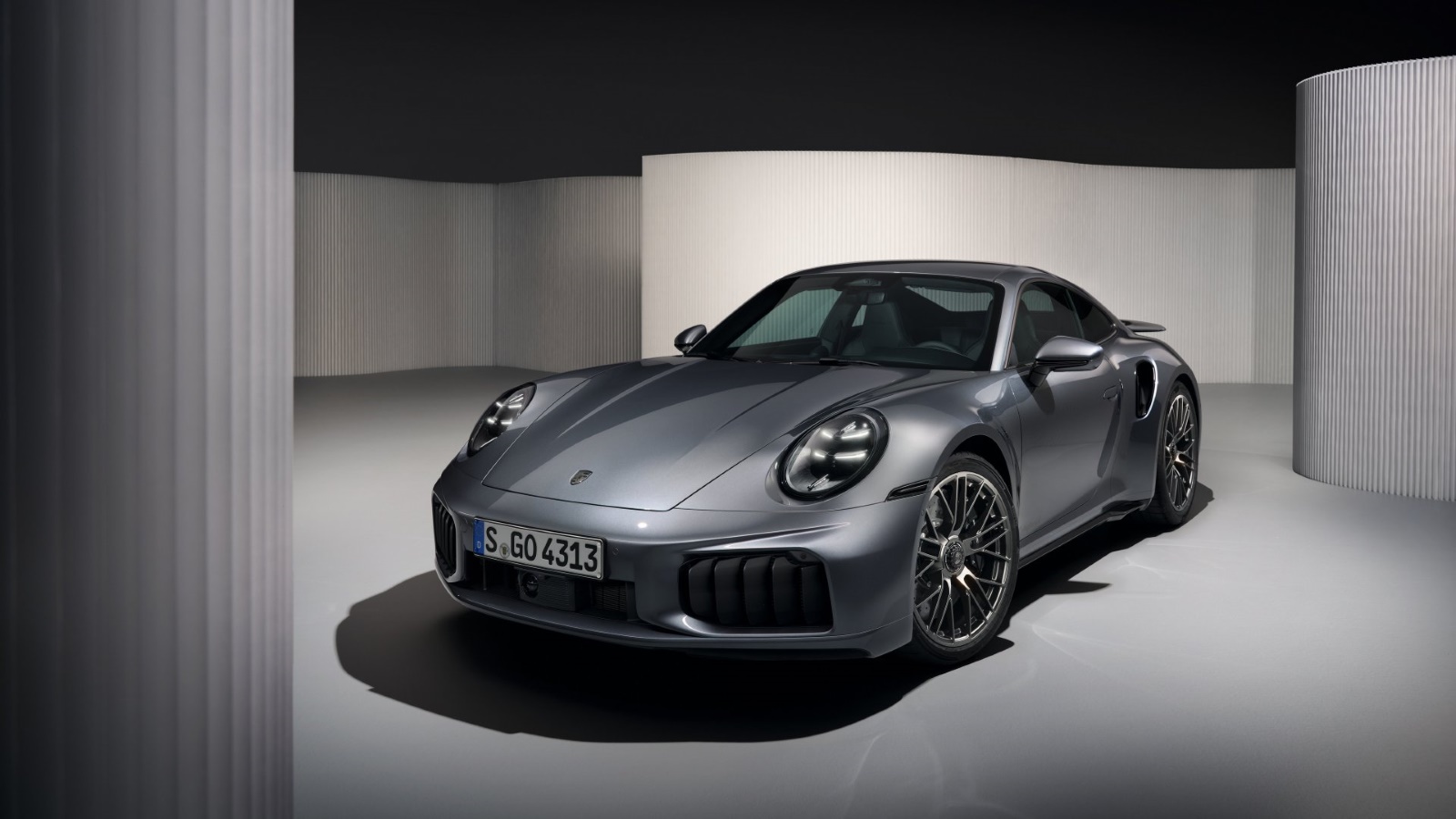 KPJ-02-H kentekencheck – Porsche 911 Turbo S uit 2026 | WielWeet 3 Porsche 911 Turbo S KPJ-02-H