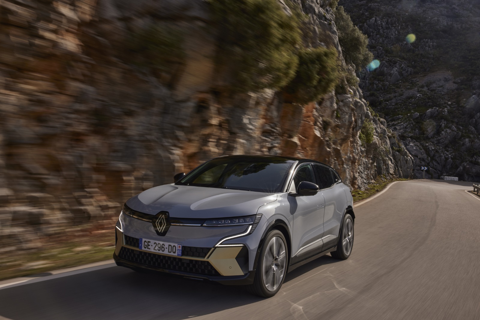 HVT-72-B kentekencheck: Renault Megane E-tech Electric, APK en kost. 3 Renault Megane E-tech Electric