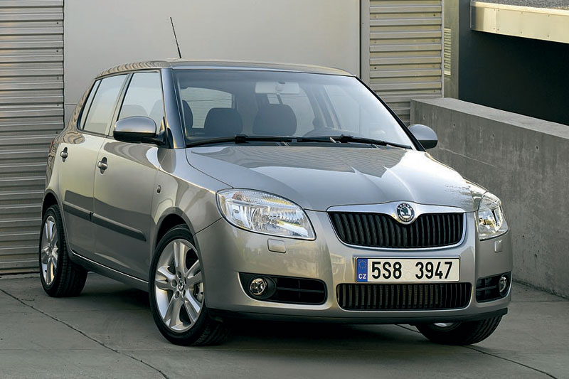 27-HJK-9 kentekencheck – Skoda Fabia uit 2009 | WielWeet 3 Skoda Fabia 27-HJK-9