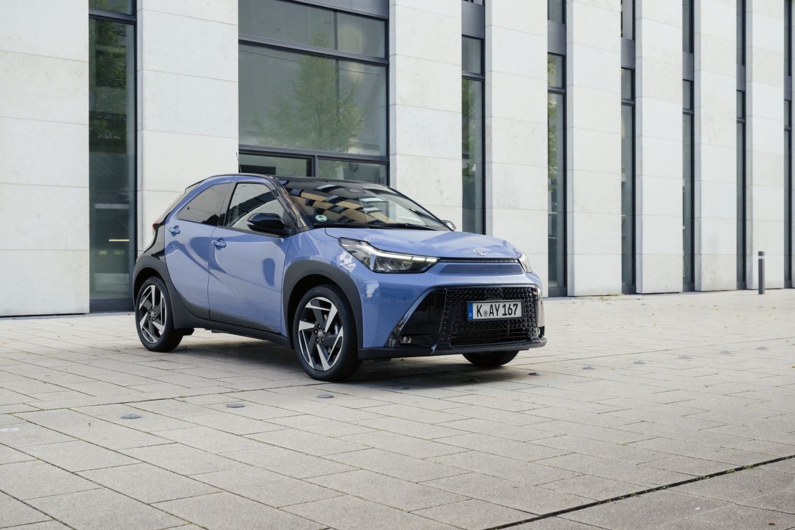 KKV-14-B kentekencheck – Toyota Aygo X uit 2026 | WielWeet 3 Toyota Aygo X KKV-14-B