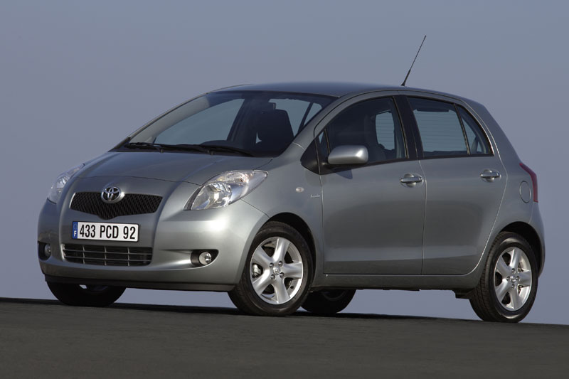 KD-302-S kentekencheck – Toyota Yaris uit 2007 | WielWeet 3 Toyota Yaris KD-302-S