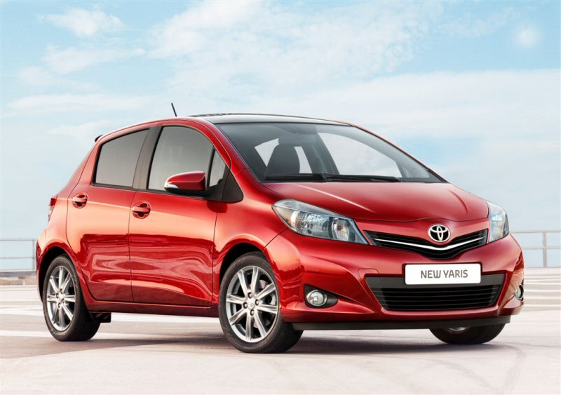 KPB-91-L kentekencheck – Toyota Yaris uit 2011 | WielWeet 3 Toyota Yaris KPB-91-L