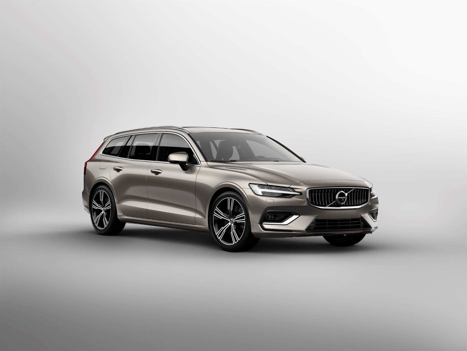 KSH-65-Z kentekencheck – Volvo V60 T6 Twin Engine uit 2020 | WielWe. 3 Volvo V60 T6 Twin Engine KSH-65-Z
