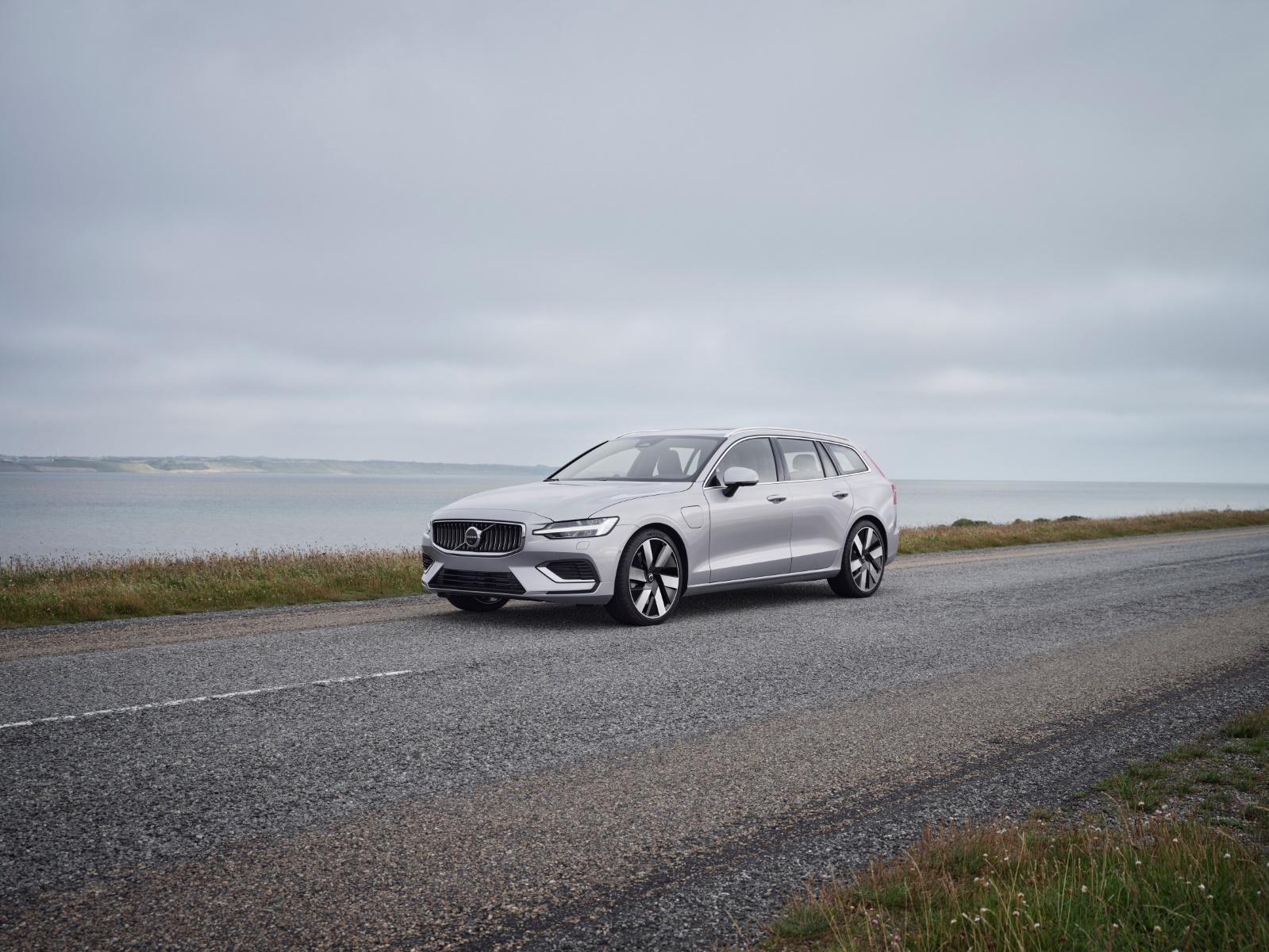 HVG-25-X kentekencheck – Volvo V60 uit 2025 | WielWeet 3 Volvo V60 HVG-25-X