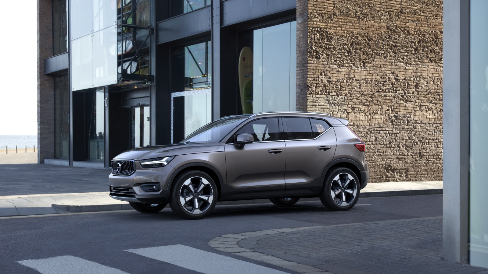 Z-123-PG kentekencheck – Volvo Xc40 uit 2024 | WielWeet 3 Volvo Xc40 Z-123-PG